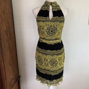 🌞Black & yellow summer dress, size small 🌞